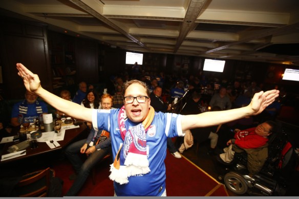 5885b097-e840-44f8-8322-cc309c69f65e_1000