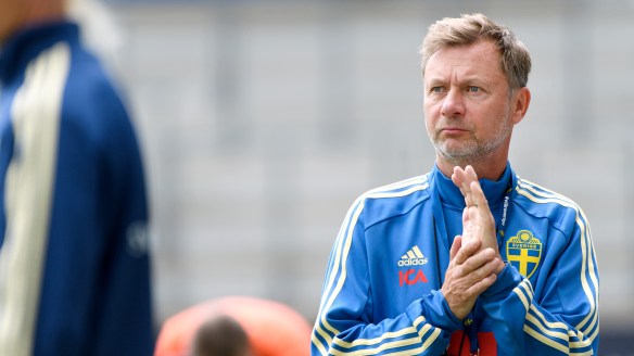 Fotboll, Dam, Sverige, TrŠning