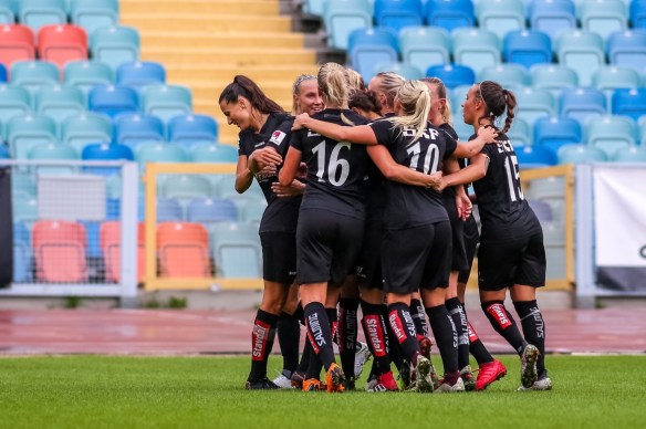 2018-08-19 Kopparbergs/Göteborg FC - Djurgårdens IF FF